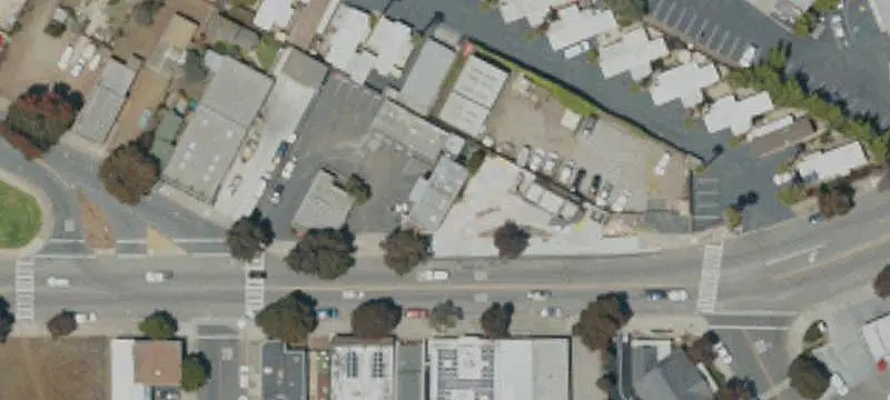 Mixed-Use Building with Vacation Rental