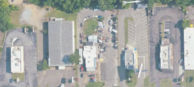Dual-Frontage Shopping Center