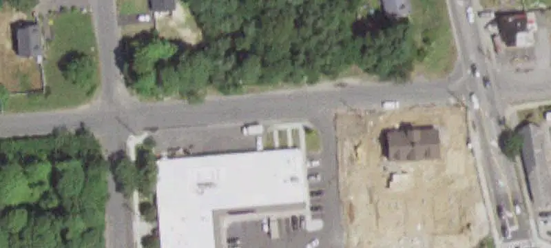 Auto Repair Facility with Service Bays