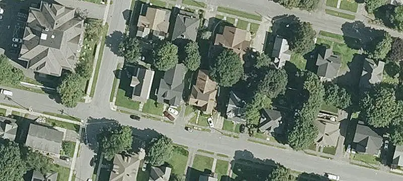 Apartment Building with Historic Character