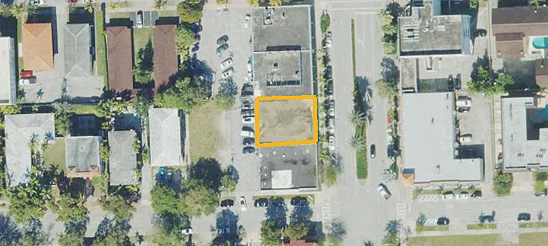 Three-Unit Corner Retail Building