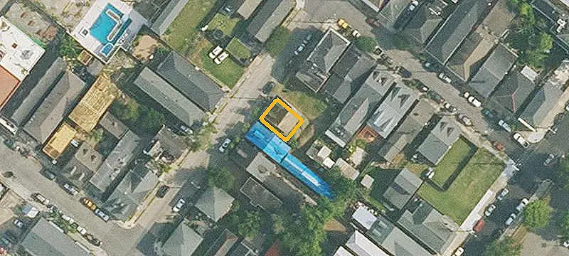 Gutted Duplex Structure