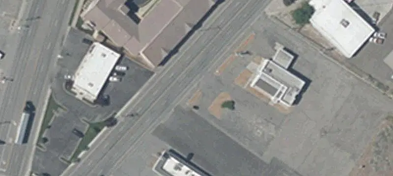 Multi-Tenant Restaurant Building