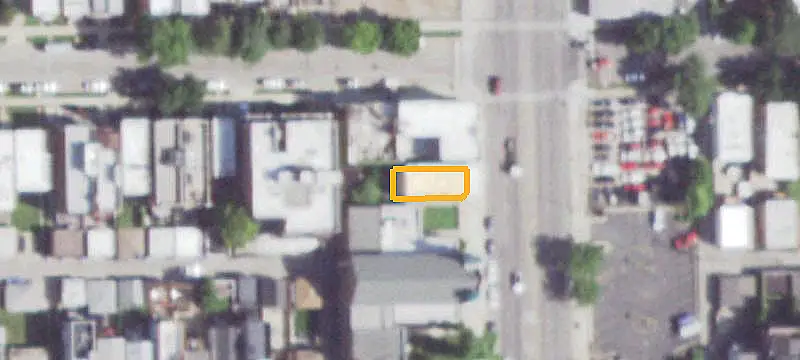 10-Unit Apartment Building