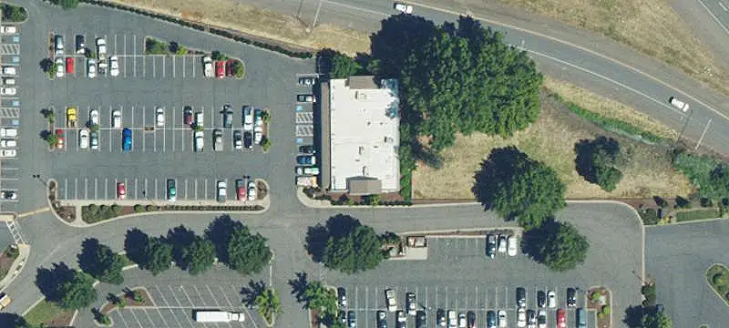 Shopping Center With Medical Suite