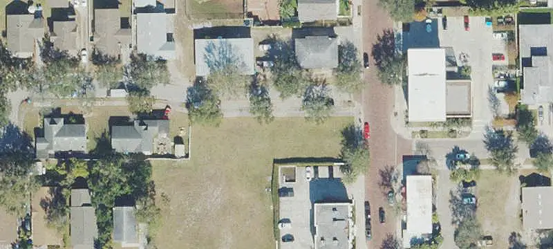 Divisible Commercial Land