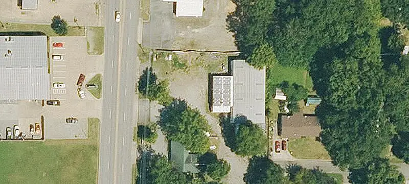 C4 Auto Repair Building