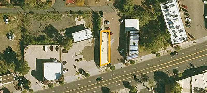 Block Retail Building with Loading Dock