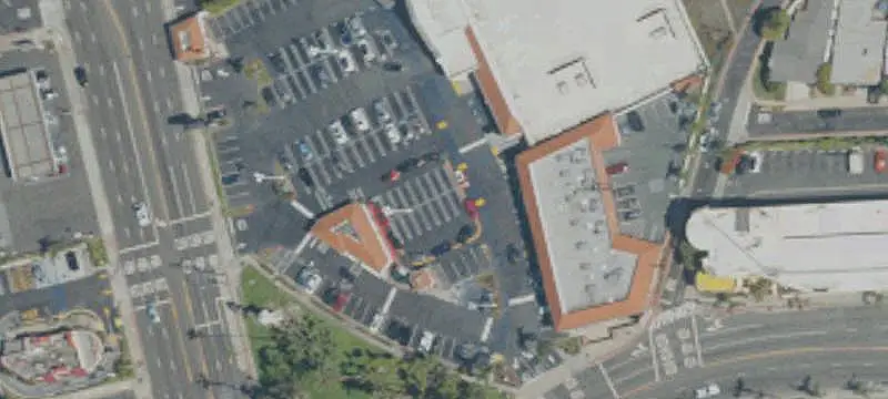 Trader Joe’s-Anchored Shopping Center