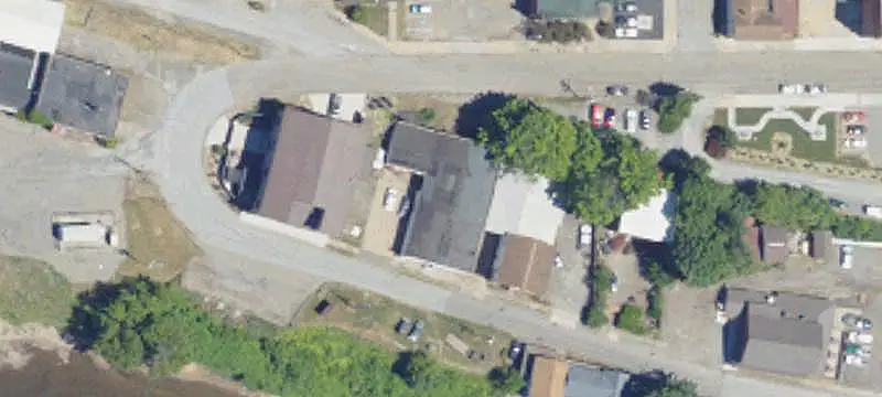 Riverfront Auto Shop