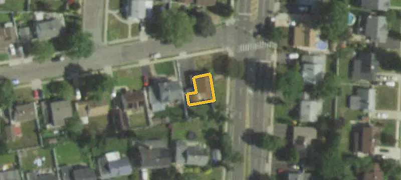 Multifamily Apartment Building