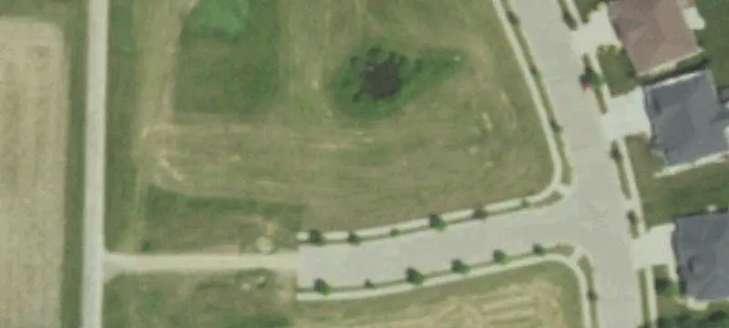 Lots & Acreage / City