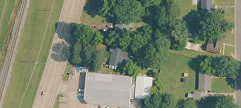 Mixed-Use Property with Workshops