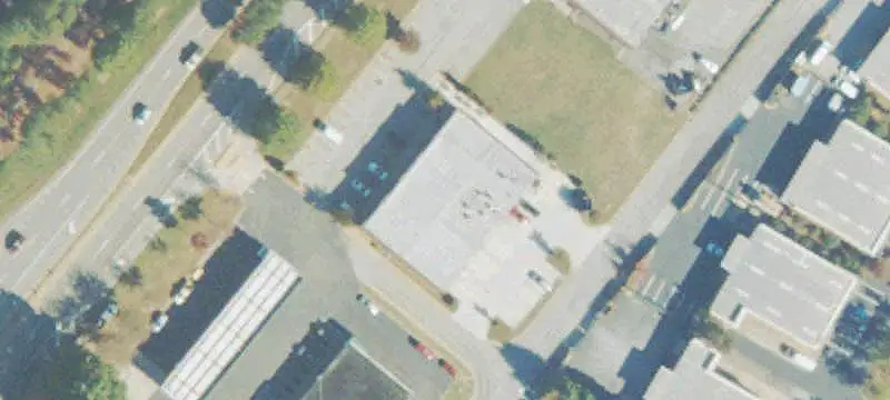 3-Tenant Retail Center