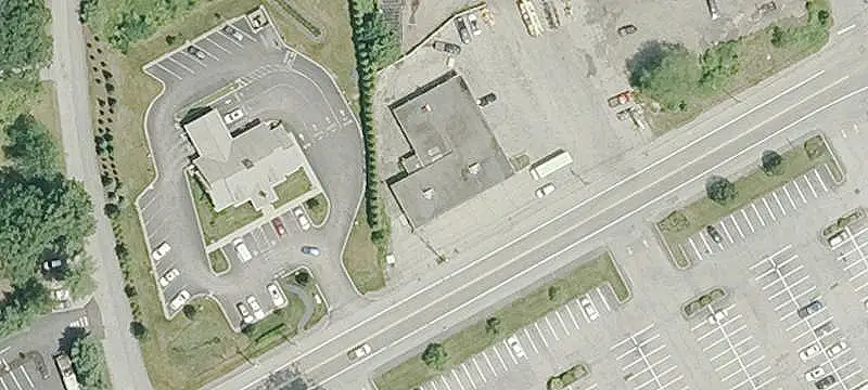 Retail Building with Expansion Area