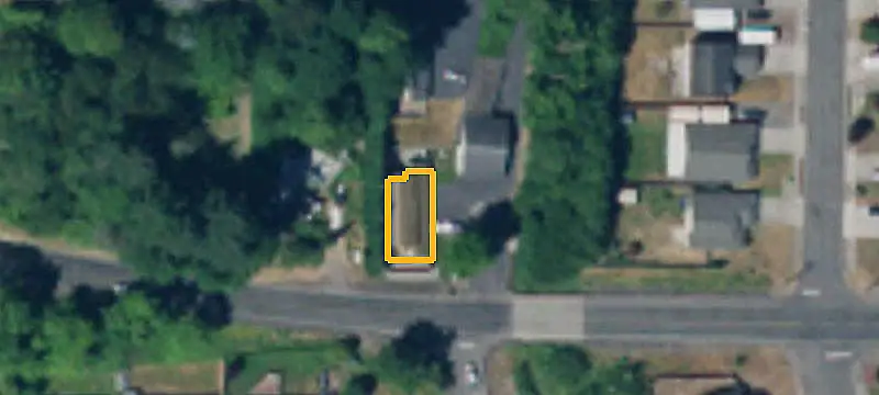 8-Unit Townhouse Apartment Property