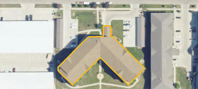Flex Space with Overhead Door