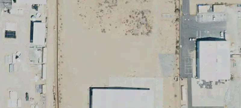 Flex Space with Industrial Hangar