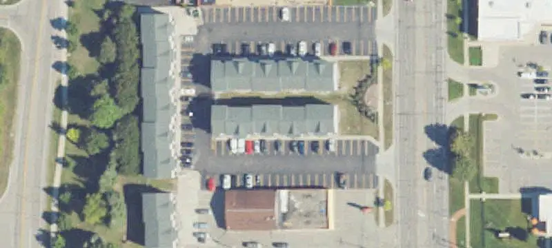 Former Pizza Restaurant Space