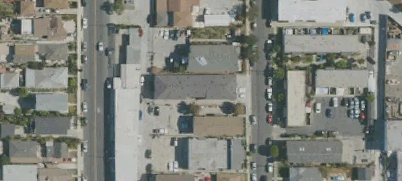10-Unit Apartment Building