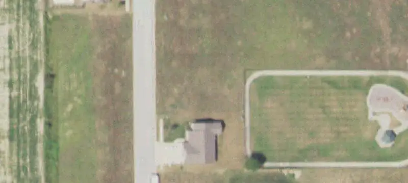 Land / Lots & Land