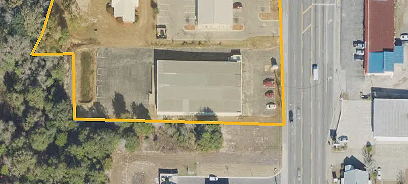 Highway Storefront with Loading Dock