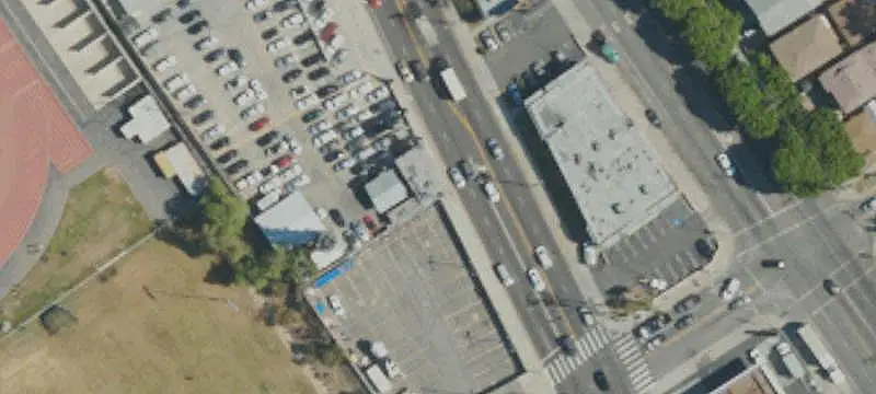 Automotive Showroom Property