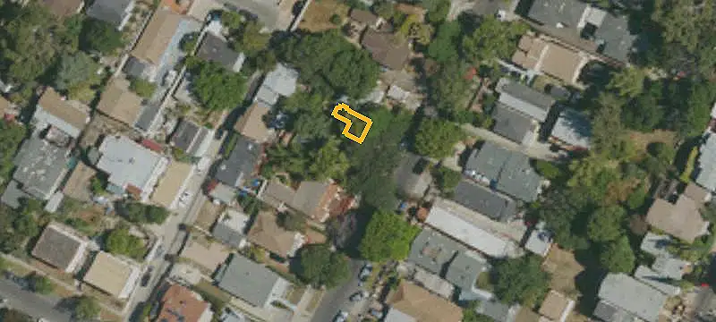 Six-Unit Craftsman Apartment Building