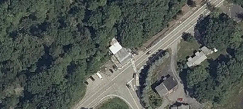 Seasonal Grocery and Convenience Store
