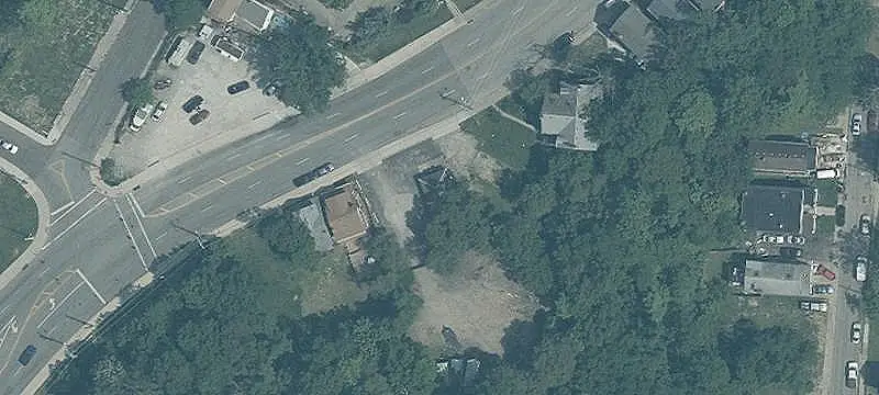 Commercial Garage Property