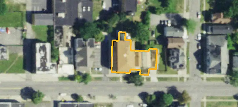 20-Unit Apartment Building