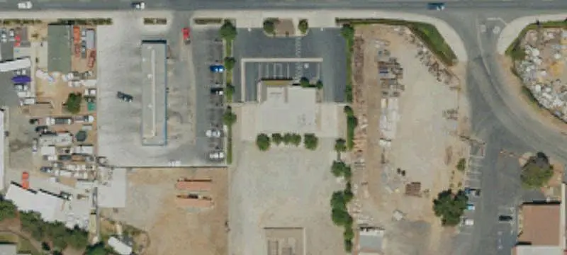 Manufacturing Property with Secured Yard