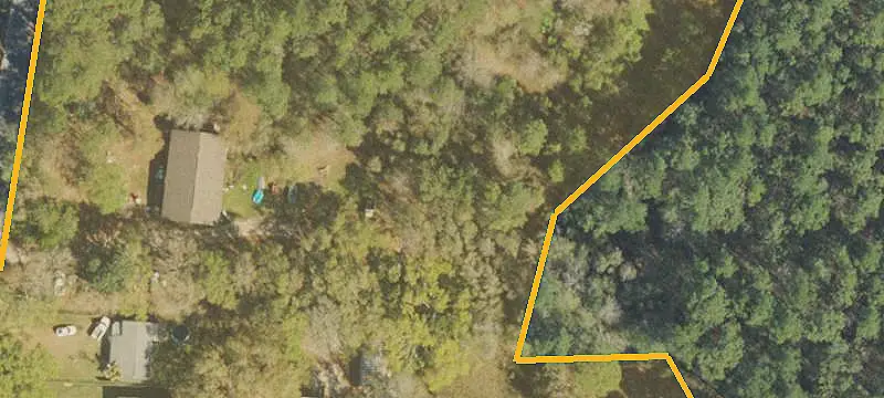 Land Parcel with Garage