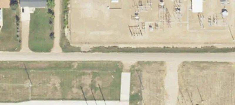 Clear-Span Warehouse with Fenced Yard