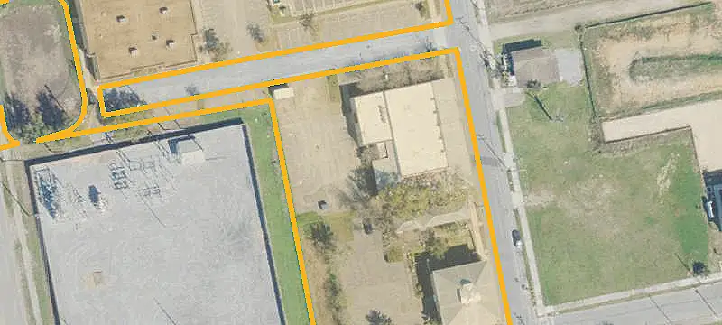 Single-Tenant Office Building
