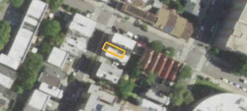 Semi-Detached Triplex Property