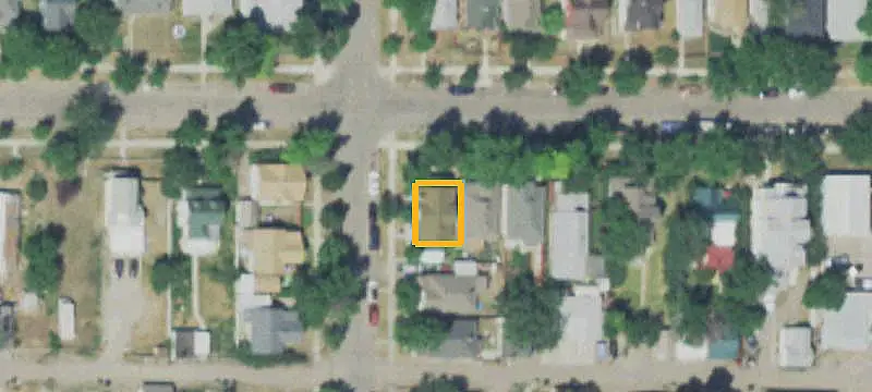 Triplex with Mixed Unit Layouts