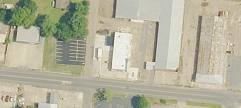 Corner Bar and Pub Building