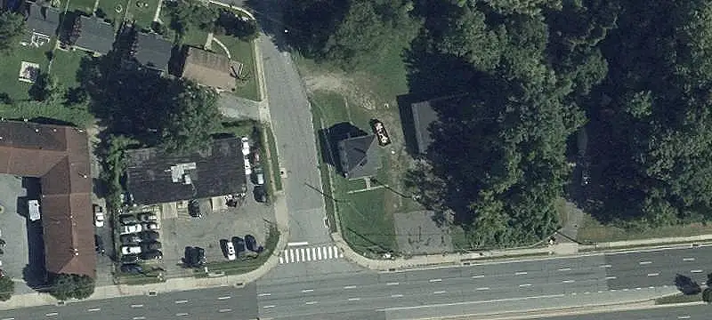 Freestanding Storefront Property