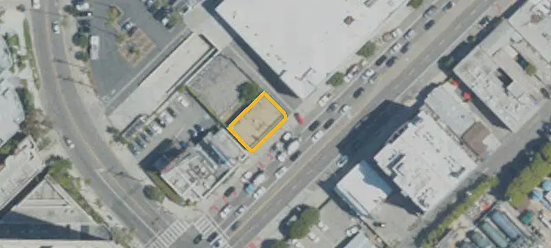 Vacant Multi-Tenant Storefront