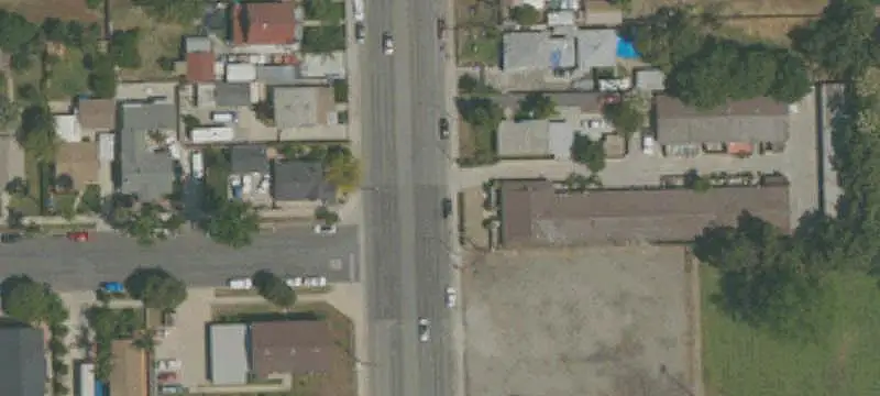 Apartment Building with Unit Mix