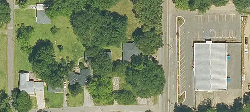 Renovated Duplex with Apartment Suite
