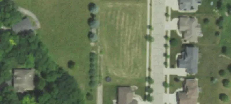 Lots & Acreage / City