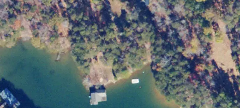 Land / Land (Acreage)