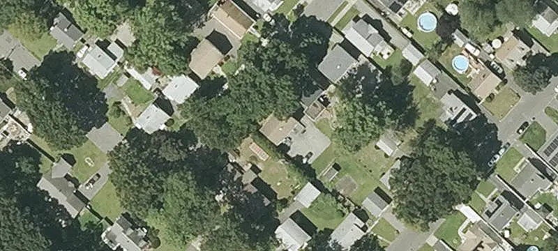 Duplex With Separate Utilities
