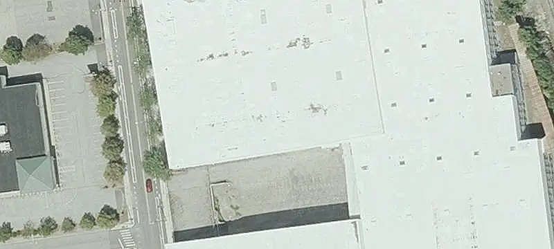 Renovated Warehouse with Interior Docks