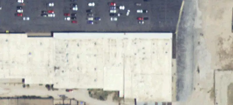 Multi-Tenant Shopping Center