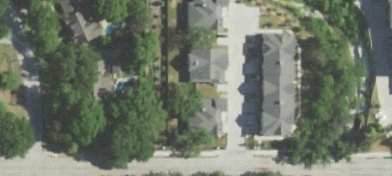 Conventional Restaurant Building