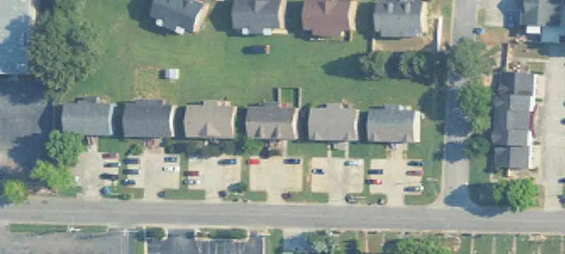 8-Unit Apartment Building