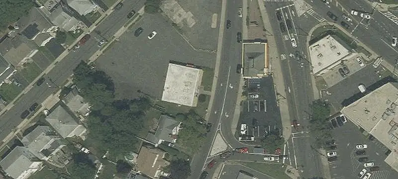 Freestanding Retail Building